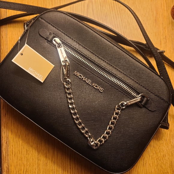 *SOLD* Michael Kors Jet Set Large Saffiano Leather Crossbody Bag Jet Black Set - Picture 3 of 12